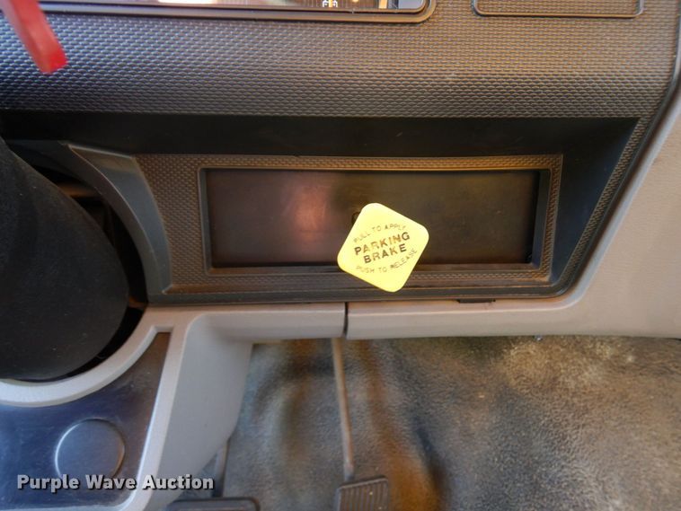 image for item MF9594 1997 Ford F700  pumper fire truck