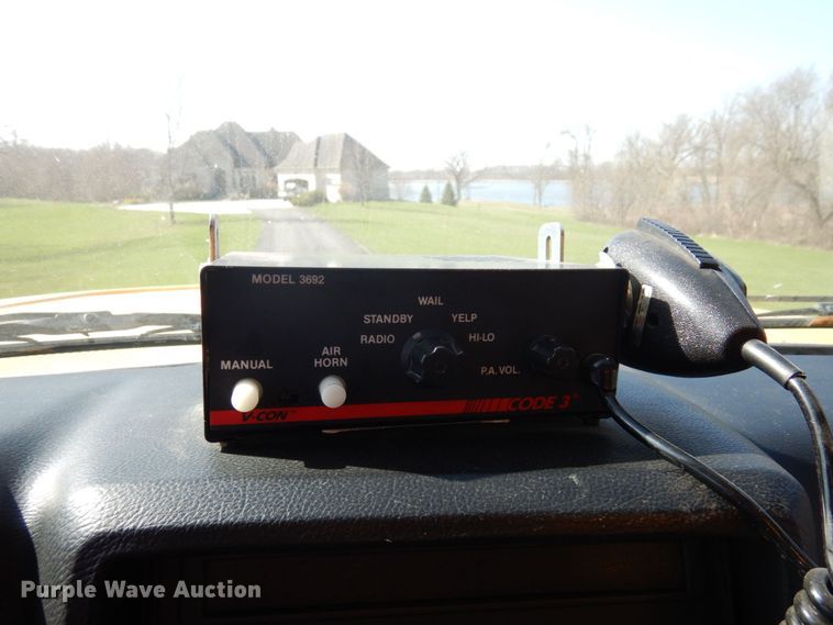 image for item MF9594 1997 Ford F700  pumper fire truck