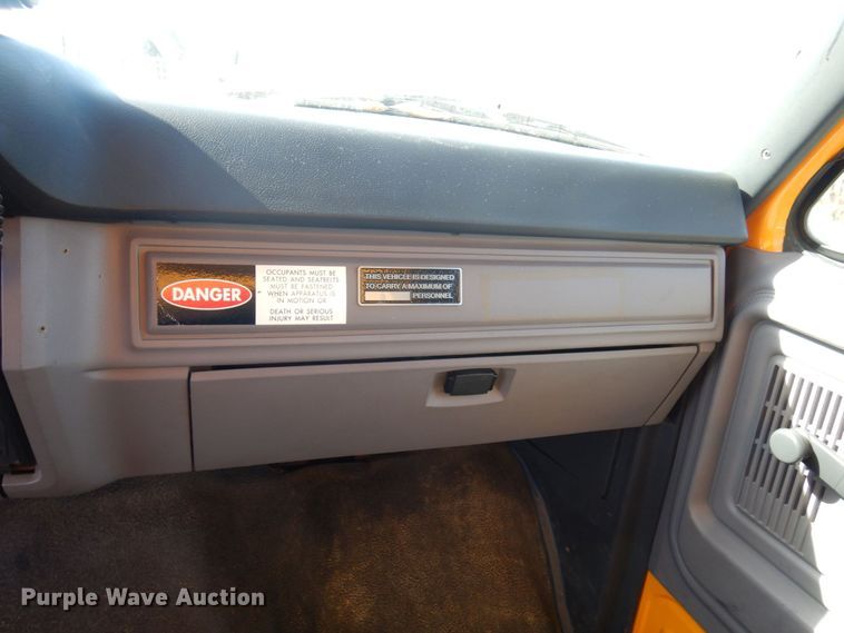 image for item MF9594 1997 Ford F700  pumper fire truck