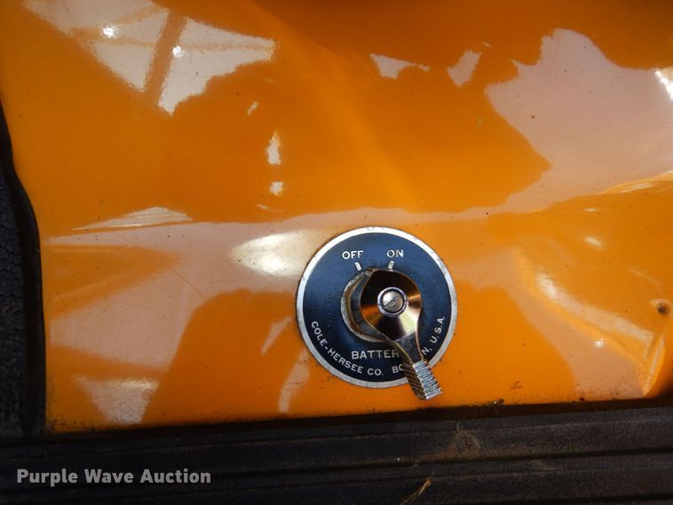 image for item MF9594 1997 Ford F700  pumper fire truck