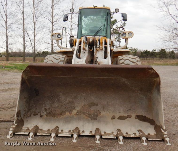 image for item MF9603 2000 Kawasaki 85Z IV  wheel loader