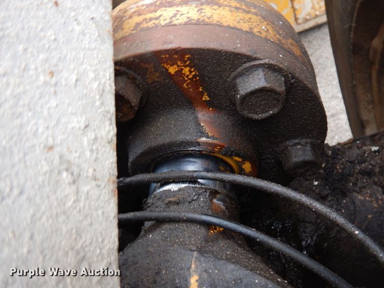 image for item MF9603 2000 Kawasaki 85Z IV  wheel loader