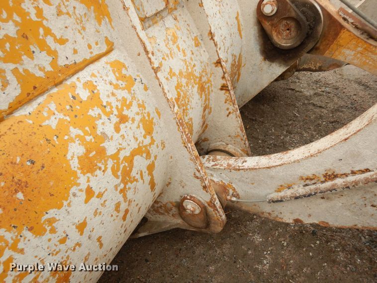 image for item MF9603 2000 Kawasaki 85Z IV  wheel loader