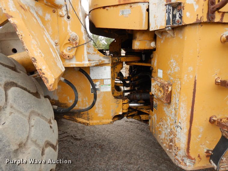 image for item MF9603 2000 Kawasaki 85Z IV  wheel loader