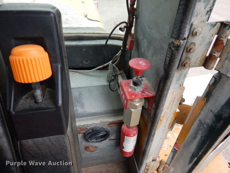 image for item MF9603 2000 Kawasaki 85Z IV  wheel loader