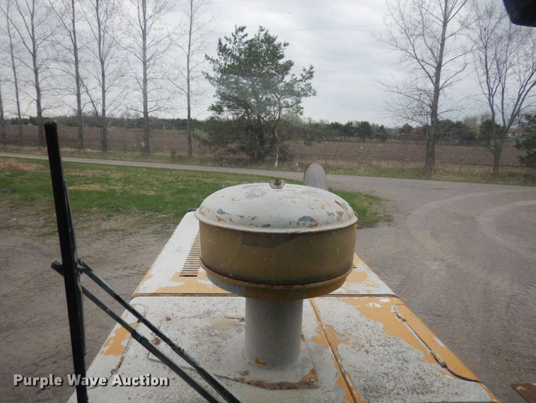 image for item MF9603 2000 Kawasaki 85Z IV  wheel loader