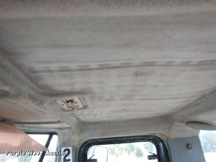 image for item MF9603 2000 Kawasaki 85Z IV  wheel loader