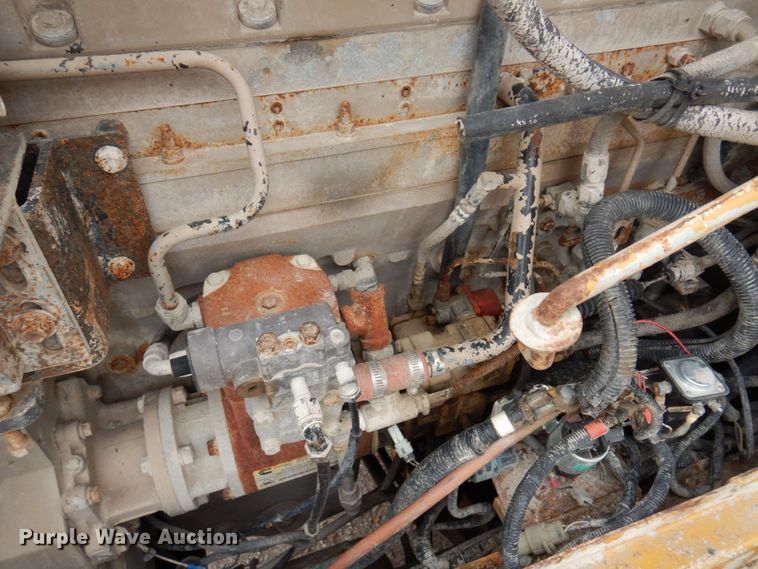 image for item MF9603 2000 Kawasaki 85Z IV  wheel loader