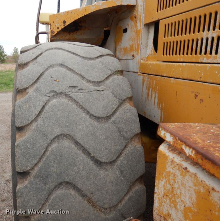 image for item MF9603 2000 Kawasaki 85Z IV  wheel loader
