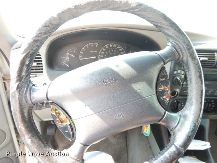 image for item DG0774 1999 Ford Explorer  SUV