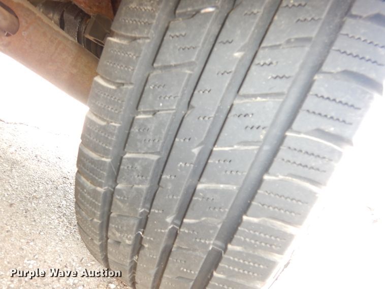 image for item DG0774 1999 Ford Explorer  SUV