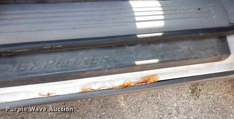 image for item DG0774 1999 Ford Explorer  SUV