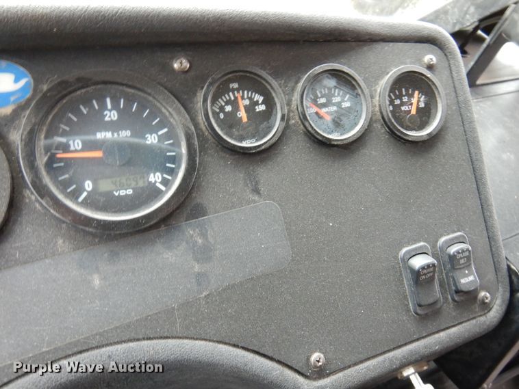 image for item DK0908 2001 Blue Bird TC2000  school bus