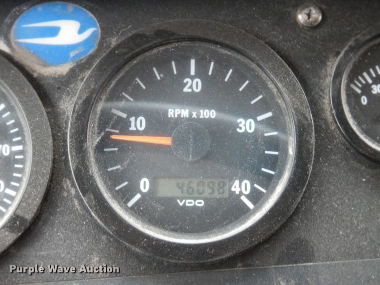 image for item DK0908 2001 Blue Bird TC2000  school bus