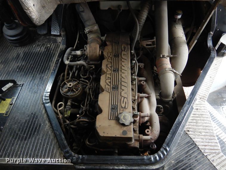 image for item DK0908 2001 Blue Bird TC2000  school bus