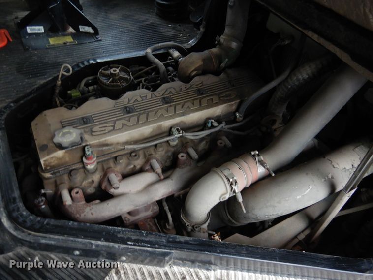 image for item DK0908 2001 Blue Bird TC2000  school bus