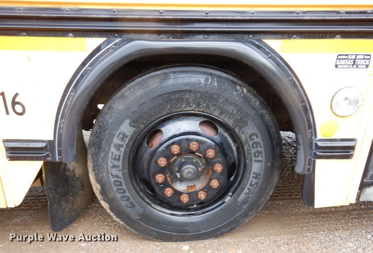 image for item DK0908 2001 Blue Bird TC2000  school bus