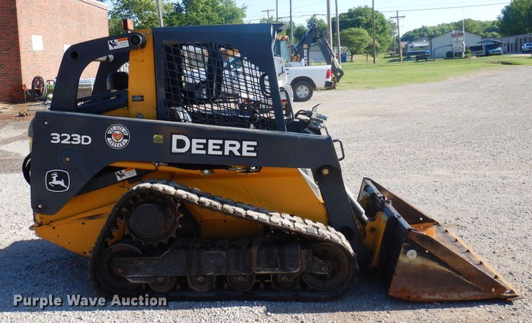 image for item DK0944 2010 John Deere 323D  tracked skid steer loader