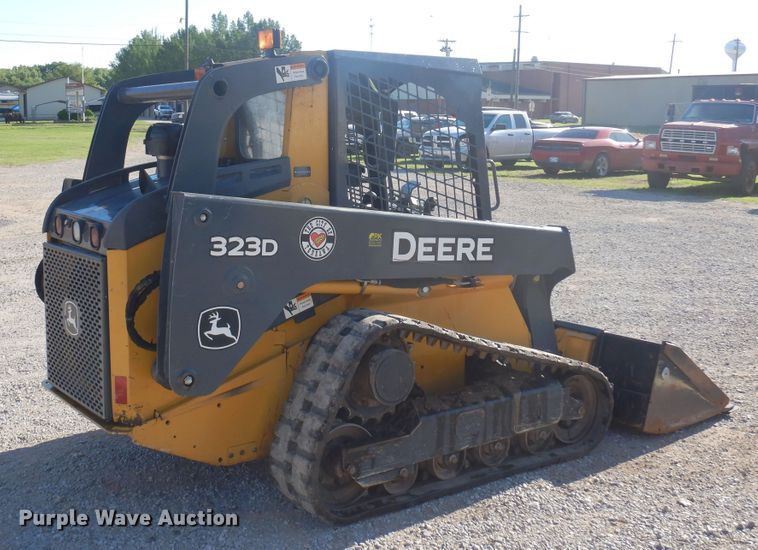 image for item DK0944 2010 John Deere 323D  tracked skid steer loader