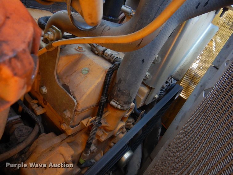 image for item DK0944 2010 John Deere 323D  tracked skid steer loader