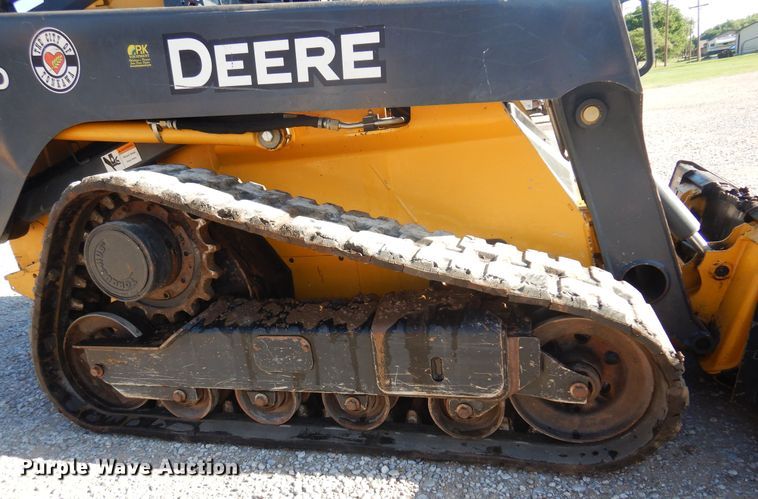 image for item DK0944 2010 John Deere 323D  tracked skid steer loader