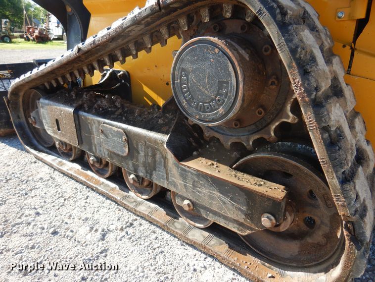 image for item DK0944 2010 John Deere 323D  tracked skid steer loader