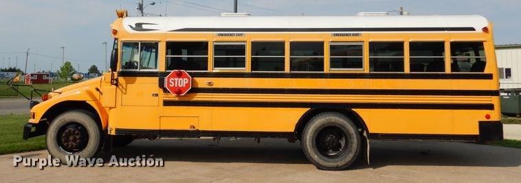 image for item DK0945 2005 Blue Bird Vision  school bus