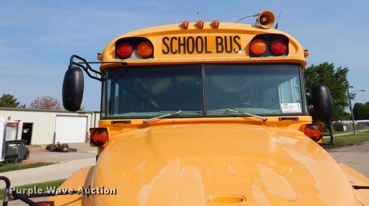 image for item DK0945 2005 Blue Bird Vision  school bus