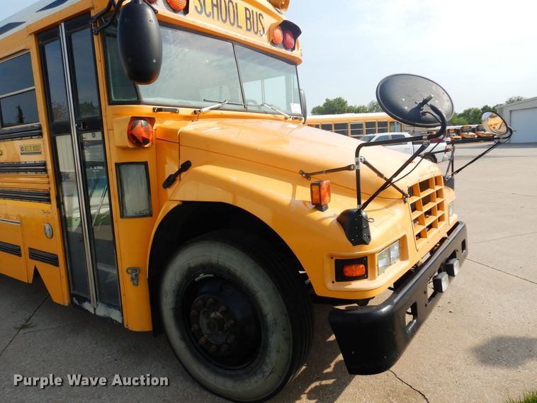 image for item DK0945 2005 Blue Bird Vision  school bus