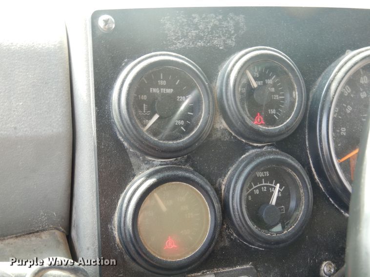 image for item DK0945 2005 Blue Bird Vision  school bus