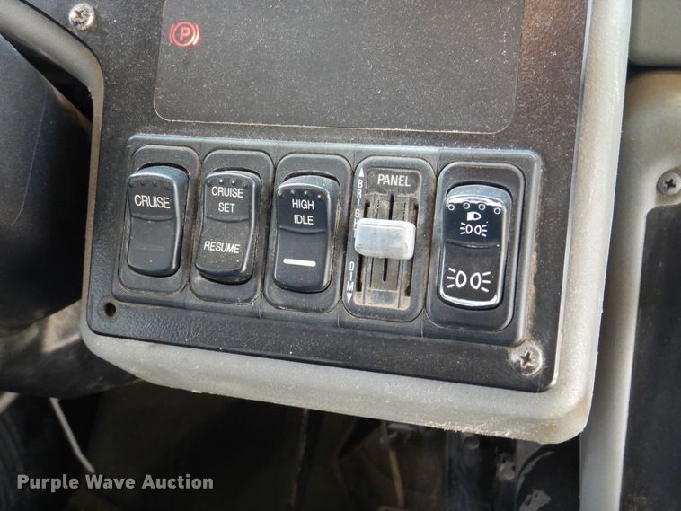 image for item DK0945 2005 Blue Bird Vision  school bus