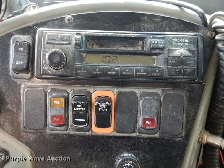 image for item DK0945 2005 Blue Bird Vision  school bus