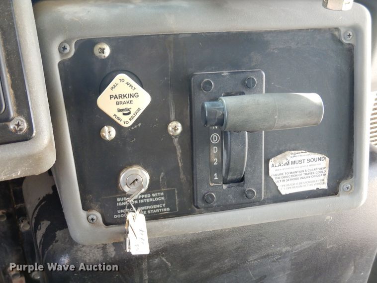 image for item DK0945 2005 Blue Bird Vision  school bus