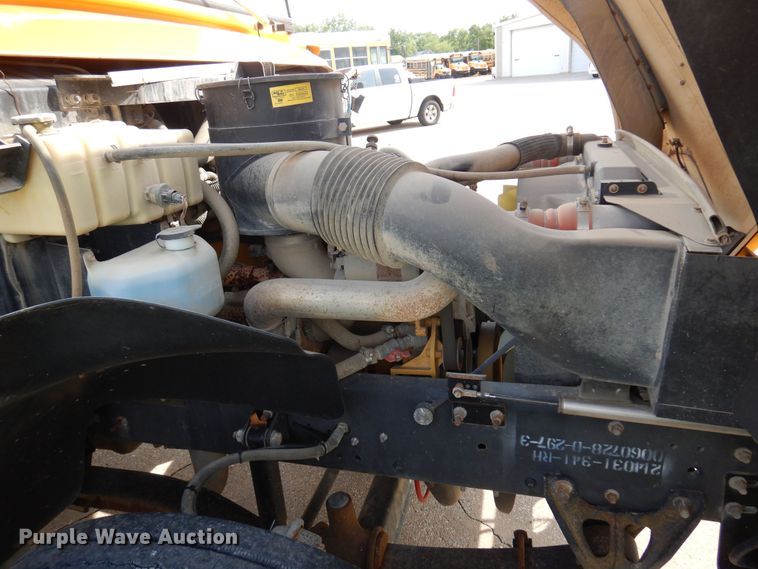 image for item DK0945 2005 Blue Bird Vision  school bus