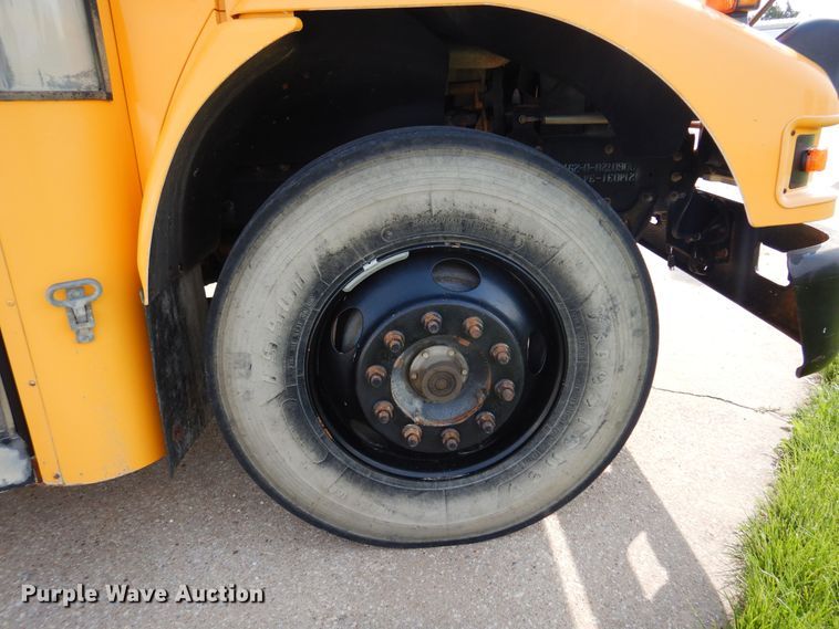 image for item DK0945 2005 Blue Bird Vision  school bus