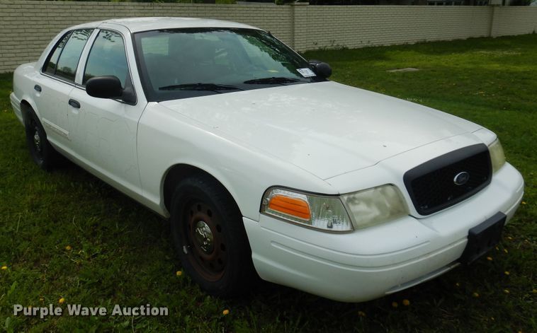 image for item DK0946 2009 Ford Crown Victoria Police Interceptor