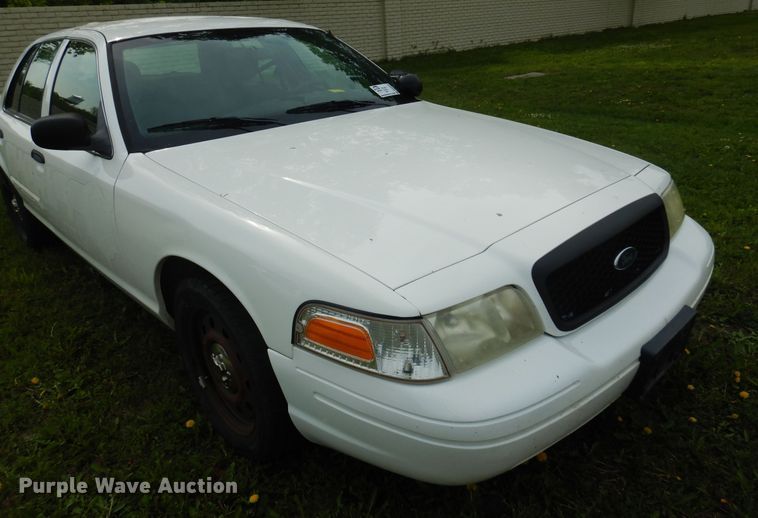image for item DK0946 2009 Ford Crown Victoria Police Interceptor