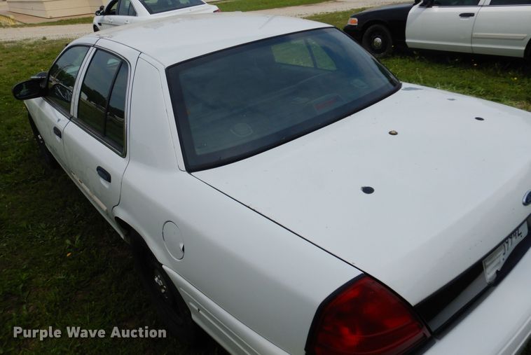image for item DK0946 2009 Ford Crown Victoria Police Interceptor