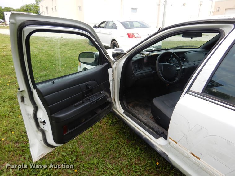 image for item DK0946 2009 Ford Crown Victoria Police Interceptor