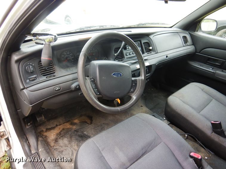image for item DK0946 2009 Ford Crown Victoria Police Interceptor