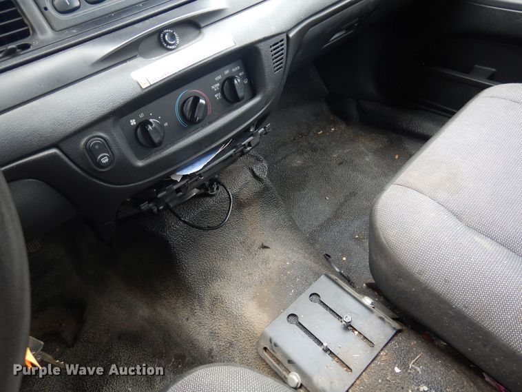 image for item DK0946 2009 Ford Crown Victoria Police Interceptor