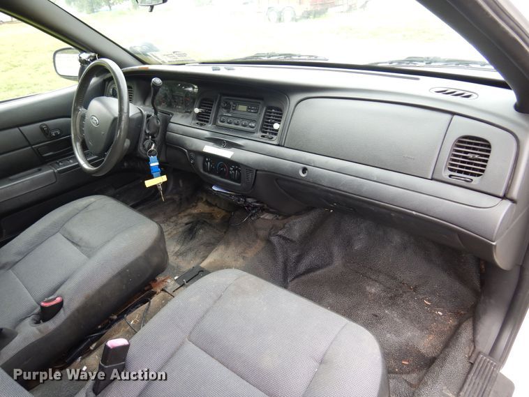 image for item DK0946 2009 Ford Crown Victoria Police Interceptor