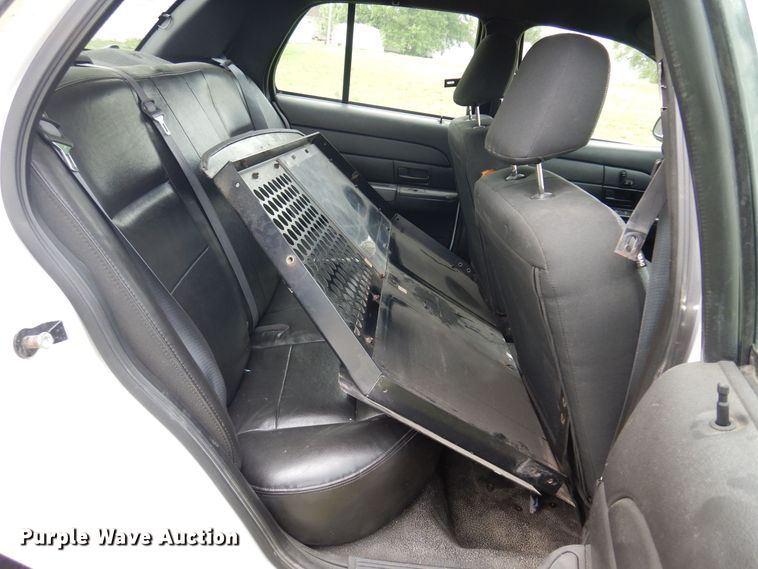 image for item DK0946 2009 Ford Crown Victoria Police Interceptor