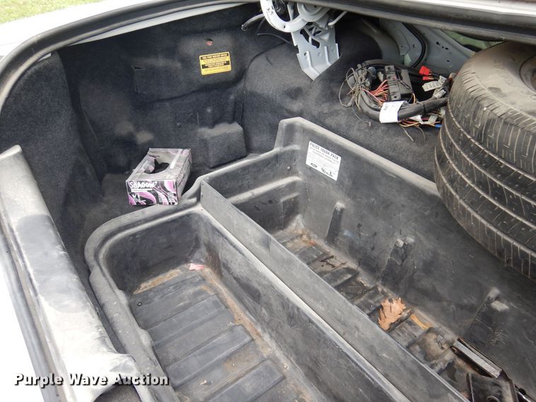 image for item DK0946 2009 Ford Crown Victoria Police Interceptor