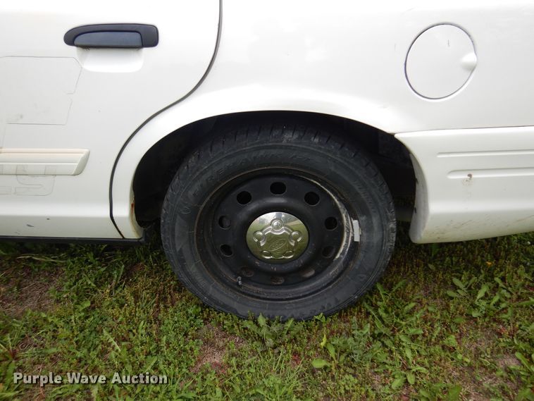 image for item DK0946 2009 Ford Crown Victoria Police Interceptor