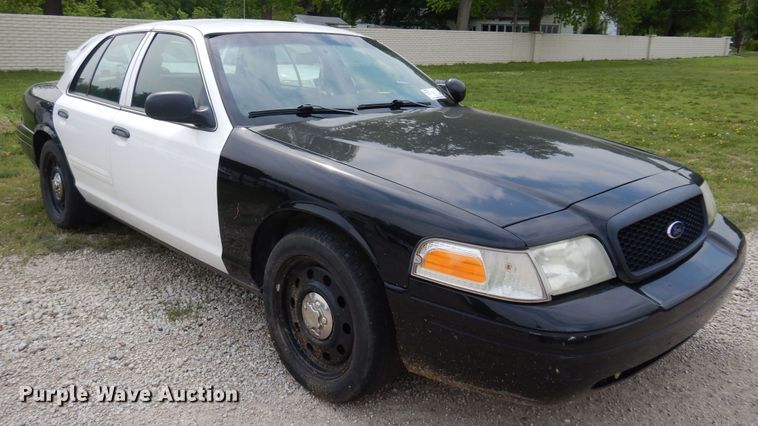 image for item DK0948 2011 Ford Crown Victoria Police Interceptor