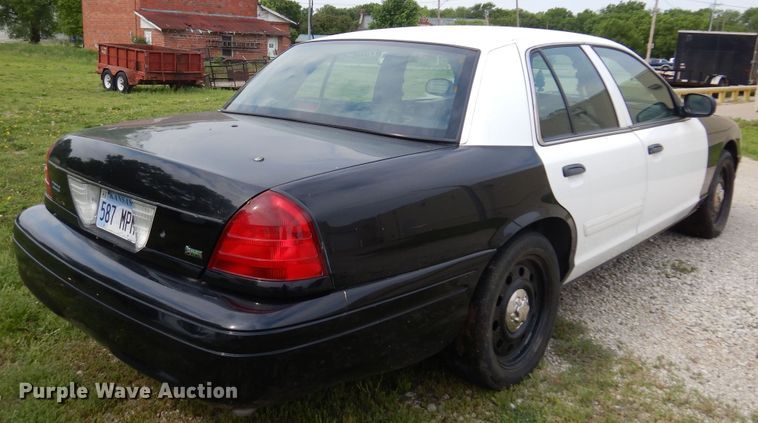 image for item DK0948 2011 Ford Crown Victoria Police Interceptor