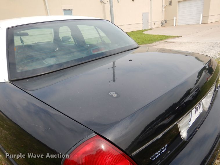 image for item DK0948 2011 Ford Crown Victoria Police Interceptor