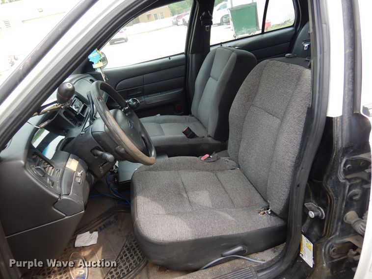 image for item DK0948 2011 Ford Crown Victoria Police Interceptor