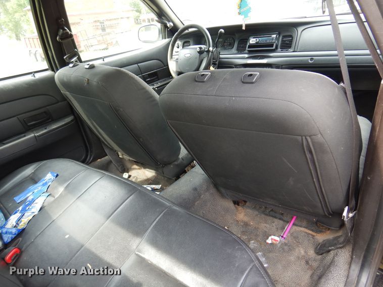 image for item DK0948 2011 Ford Crown Victoria Police Interceptor